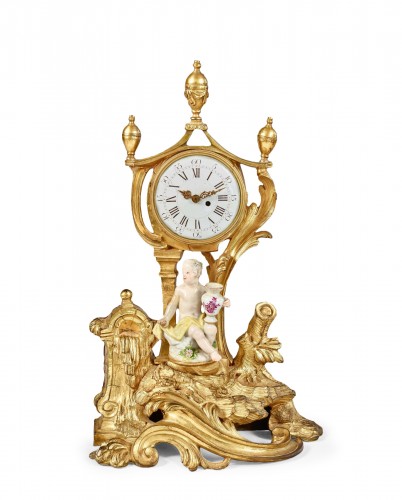 Trinket watch holder supporting a character in Meissen porcelain