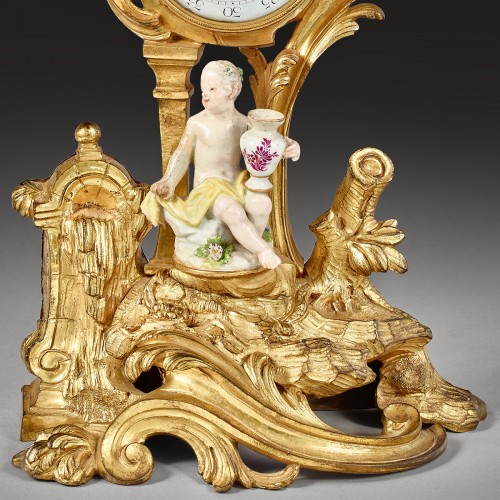 Trinket watch holder supporting a character in Meissen porcelain - Horology Style Louis XV