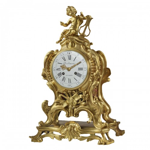 Mantel clock to the Allegory of the Music