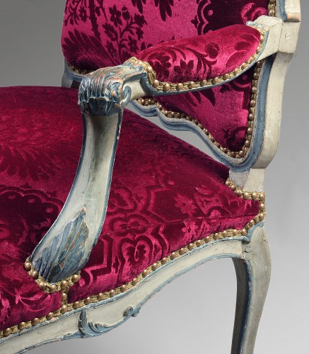 Pair of Louis XV fauteuils - 
