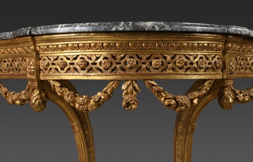 A Louis XVI Gilded wood console table - 