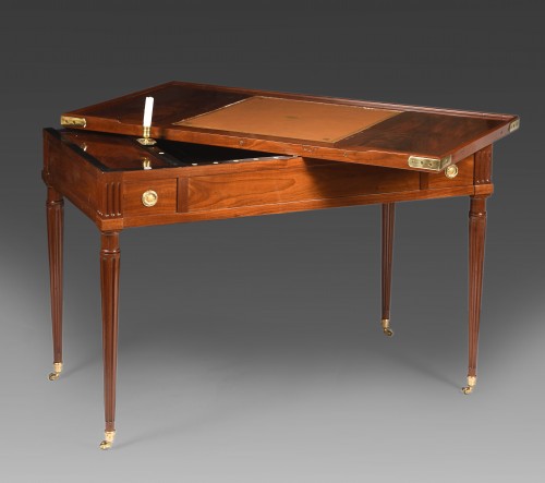 Louis XVI tric-trac table Stamped Nicolas HENRY - Furniture Style Louis XVI