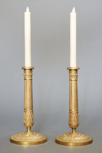 XVIIIe siècle - Paire de bougeoirs d’époque Consulat
