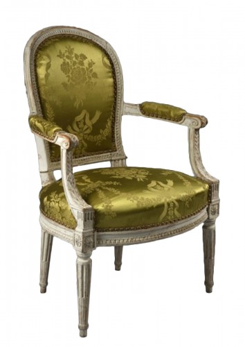 Armchair stamped by MENAN