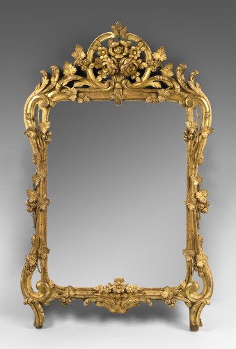 French Louis XV giltwood mirror - Mirrors, Trumeau Style 