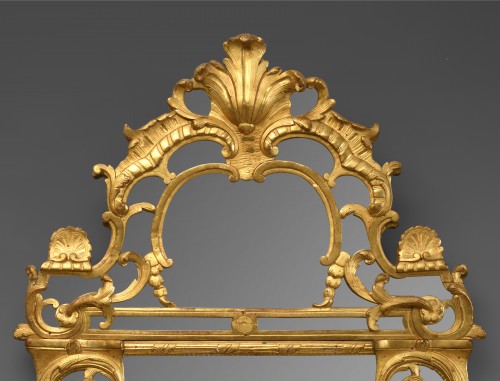 French Régence giltwood mirror - Mirrors, Trumeau Style 