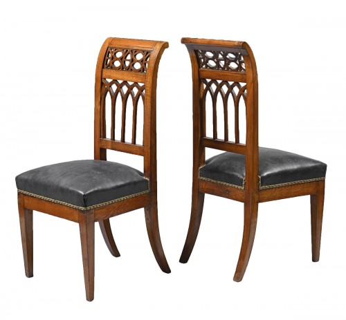 Paire de chaises néo-gothique