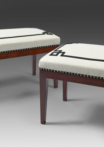 Seating  - Pair of mahogany and veneer benches