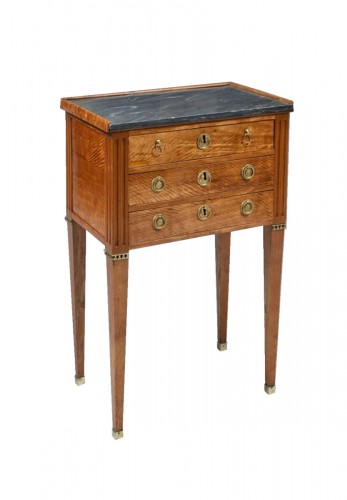 Table chiffonnière in satinwood
