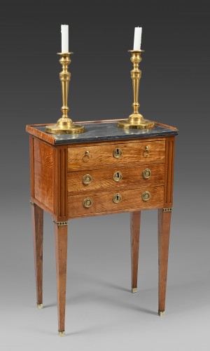 18th century - Table chiffonnière in satinwood