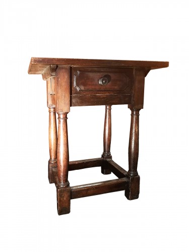 Small tuscany table from the Renaissance period