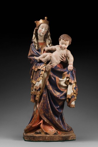 Vierge à l’enfant en bois polychromé dans le goût des vierges de salzbourg - Galerie Gabrielle Laroche