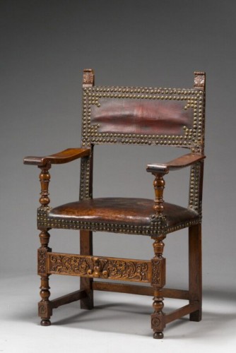 Fauteuil en noyer sculpté de la Renaissance - Sièges Style 