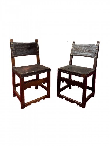 Pair of Renaissance chairs 