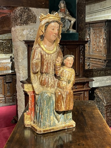 Important Virgin and child in majesty  « sedes sapientiae » - 