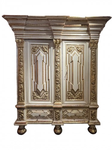 Important wardrobe of the hansean republicsorigin northern germany period