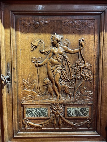 Renaissance cabinet with ram’s heads  from the Fontainebleau School  - Renaissance