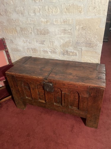 Furniture  - Gothic chest with arch patterns