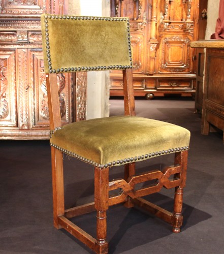 Suite de six chaises d'époque Henri IV - Sièges Style Renaissance