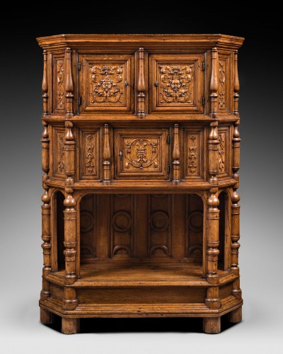 Renaissance Cabinet with a scroll and candelabra decor - Furniture Style 