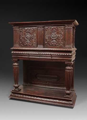 Dressoir en noyer d'époque Renaissance - Mobilier Style Renaissance