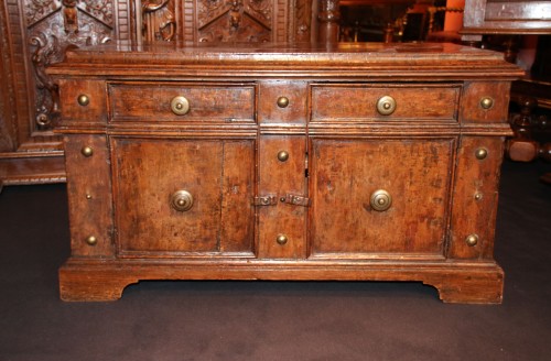 <= 16th century - Rare italian lower furniture of Renaissance period
