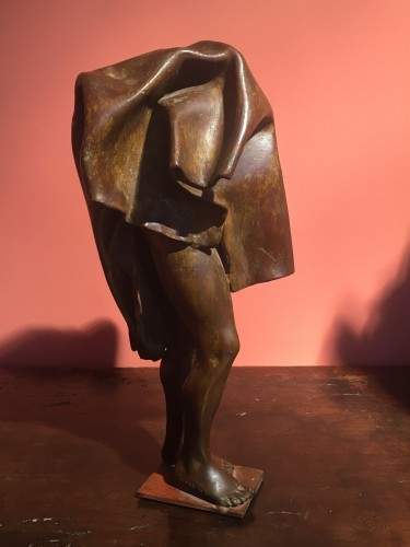 Sculpture Sculpture en Bronze - Homme sous un drap - Fabrice Lebar
