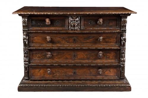 Italian Renaissance Bambocci chest from Genoa