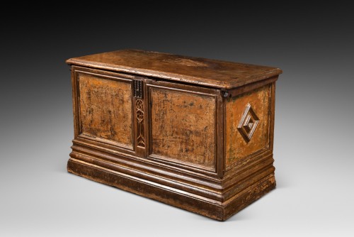 Flamboyant gothic cassone chest - 