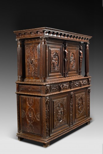 Cabinet Burgondo-Lyonnais d’époque Renaissance aux évangélistes - Mobilier Style Renaissance