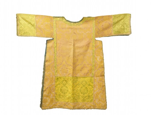 Deacon’s robe