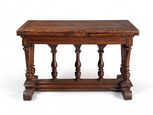 French Renaissance table said ‘a l’italienne’ 
