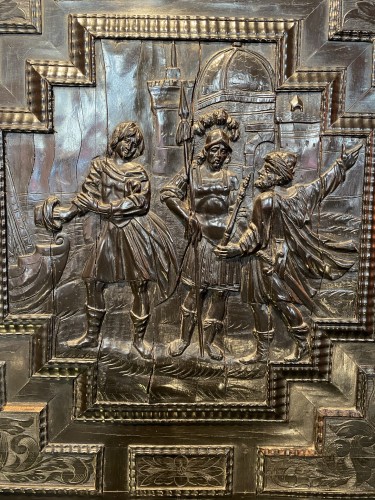 XVIIe siècle - Important cabinet à deux corps en bois noirci sculpté et gravé