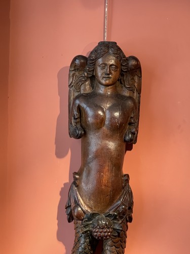 Carved wood bracket depicting a mermaid - Sculpture Style Renaissance