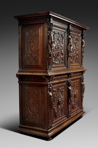 Mobilier Cabinet & Coffre - Cabinet d’epoque Renaissance burgondo-lyonnais