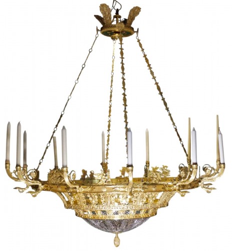 Très grand Lustre de style Empire en bronze doré et cristal taillé