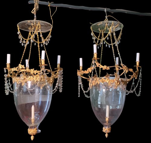 Pair of Lanterns with Vine Leaves, Bronze and Crystal - 