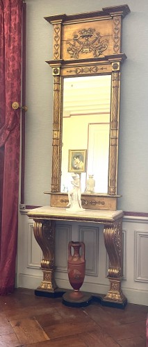 Furniture  - Consaltable  and  Mirror in gilt wood White Marble Top, Gustavian Style,