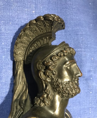 XIXe siècle - Pendule Philhellénique, Leonidas à la Bataille des Termopyles d’après J.L.David