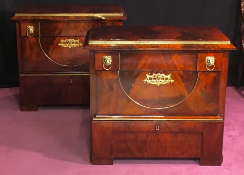 A pair of Commodes Northern Europe - Furniture Style Restauration - Charles X