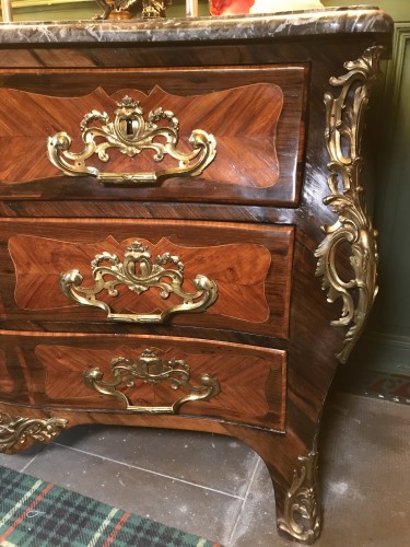 Commode Louis XV attribuée JF. Début - Galerie Golovanoff