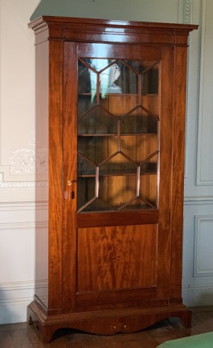 Bookcase in Light mahogany, Sweden, circa 1840 - Furniture Style Restauration - Charles X