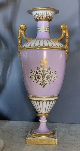Vase en porcelaine Royal Copenhague, modèle de Hetsch 1870 - Objet de décoration Style Napoléon III