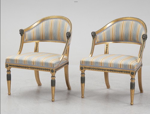 Paire de fauteuils de style Gustavien, circa 1900 - Galerie Golovanoff