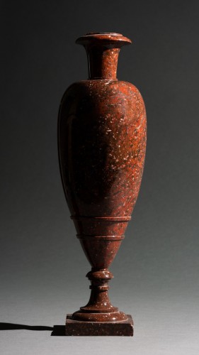 Vase en porphyre de Dysberg - Objet de décoration Style Empire