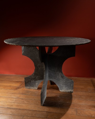 Table en ardoise, travail de Trélazé du XIXe siècle - Galerie Lamy Chabolle