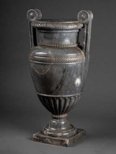 Bardiglio reale Vase – Neoclassical period - Decorative Objects Style Louis XVI