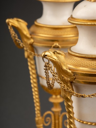 Lighting  -  Pair of Louis XIV cassolettes forming a candlestick