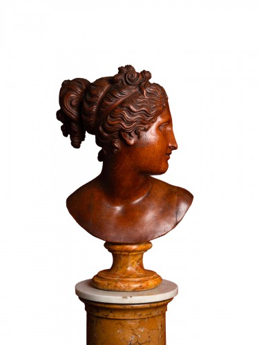 Wooden Bust of the Venus italica after Antonio Canova