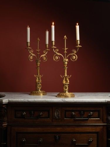 Candélabres flambeaux avec figures de cygnes, Empire Russe - Luminaires Style 